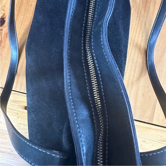 J McLaughlin Black Leather Suede Large Travel Tote Bag - Picture 3 of 9